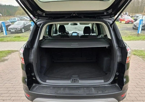 Ford Kuga cena 69900 przebieg: 50000, rok produkcji 2017 z Giżycko małe 379